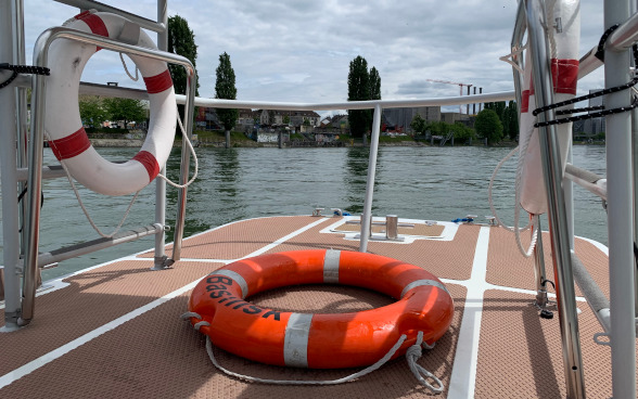 Rettungsringe an Bord